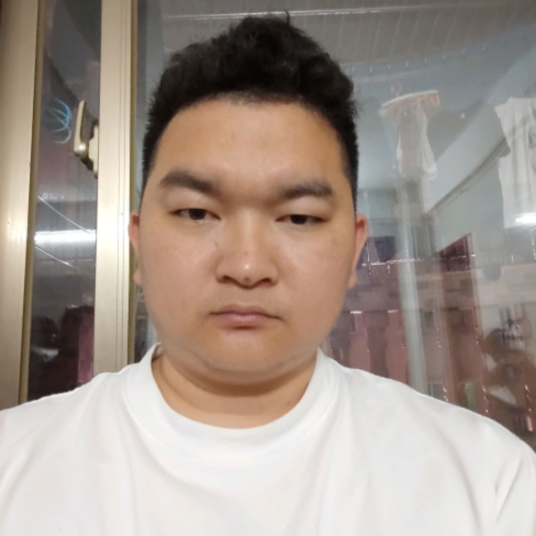 华健