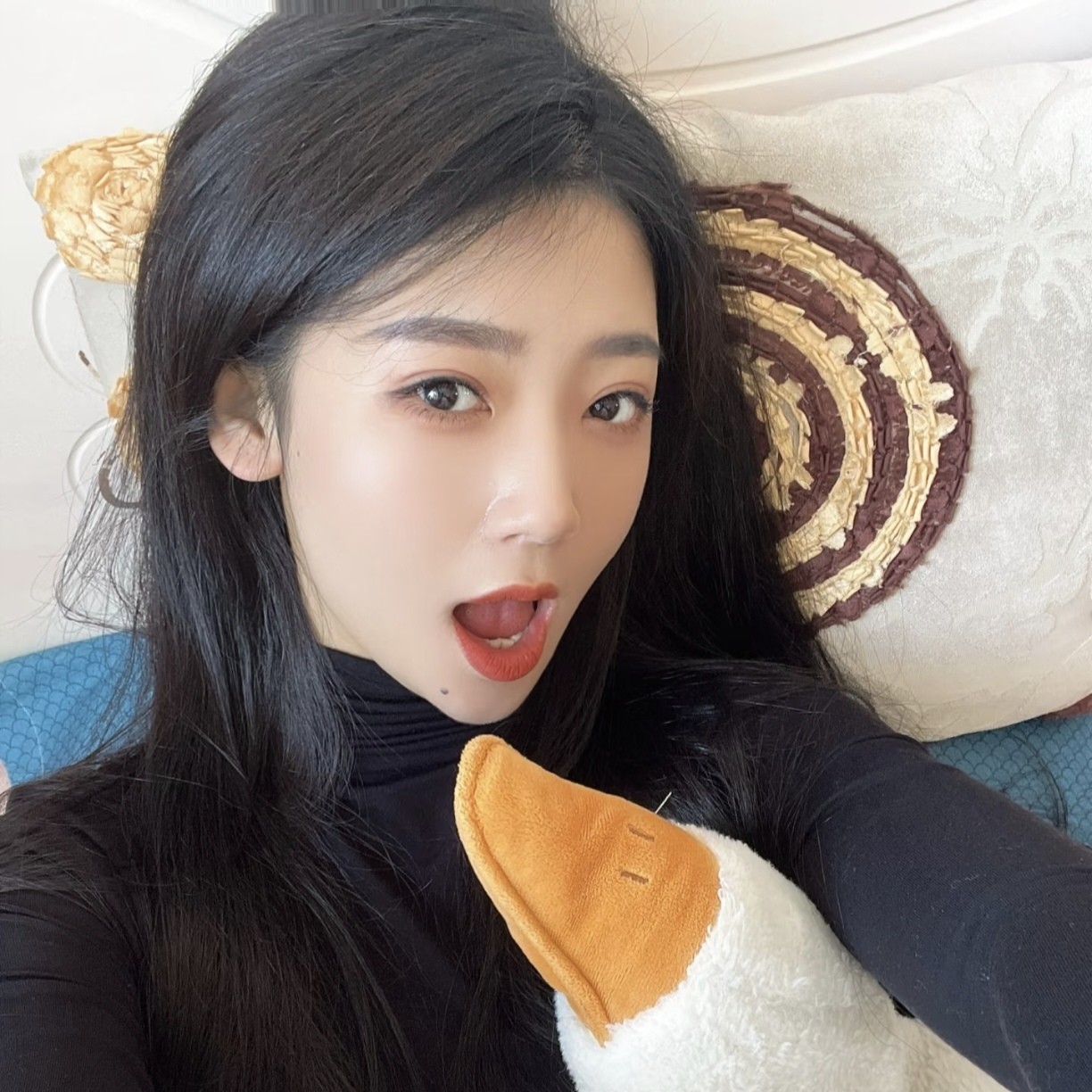 小菲本人