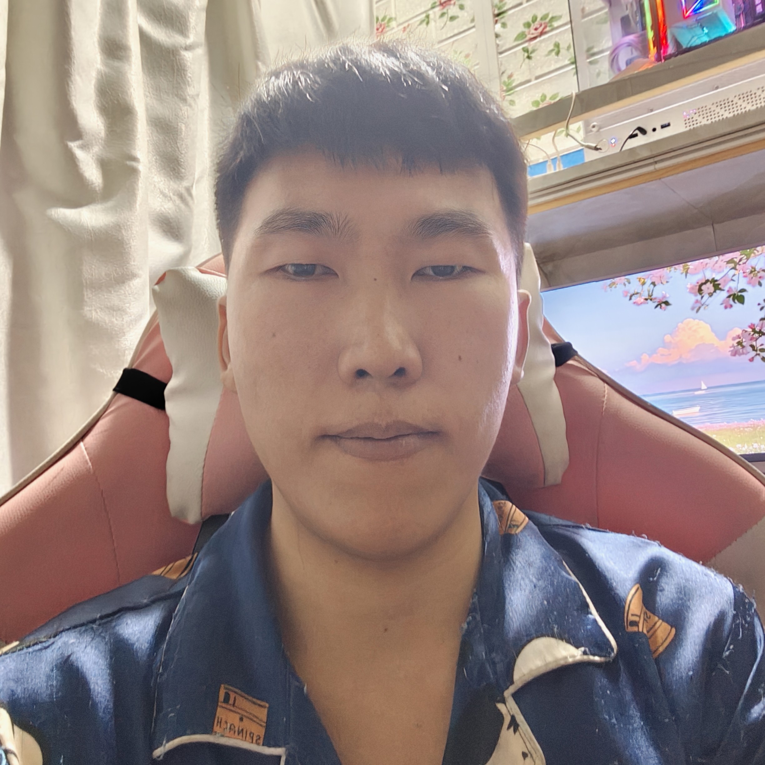 努力挣钱