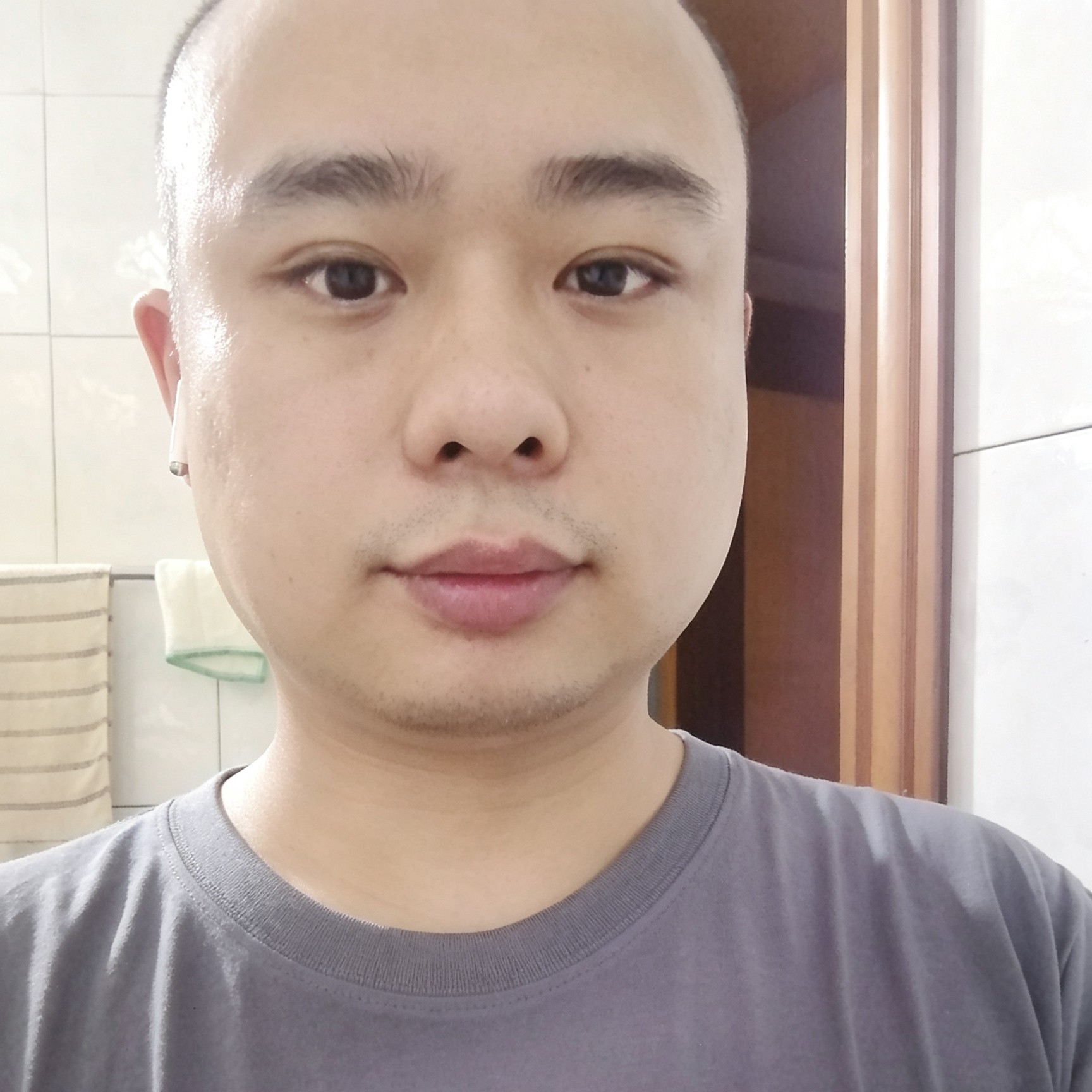 左手的牵挂