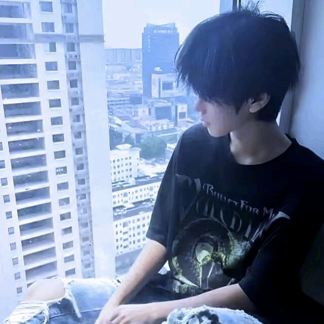 逸